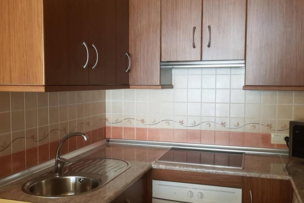 Pilki Apartamento 카로보네라스 외부 사진
