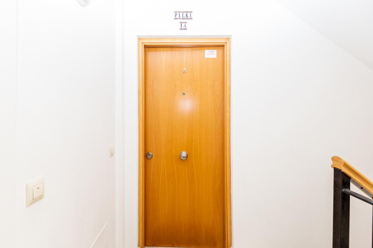Pilki Apartamento 카로보네라스 외부 사진